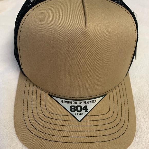 2 for $25 🆕 Mesh High Crown Slight Curve Trucker Adjustable Cap Baseball Cap - Picture 4 of 9